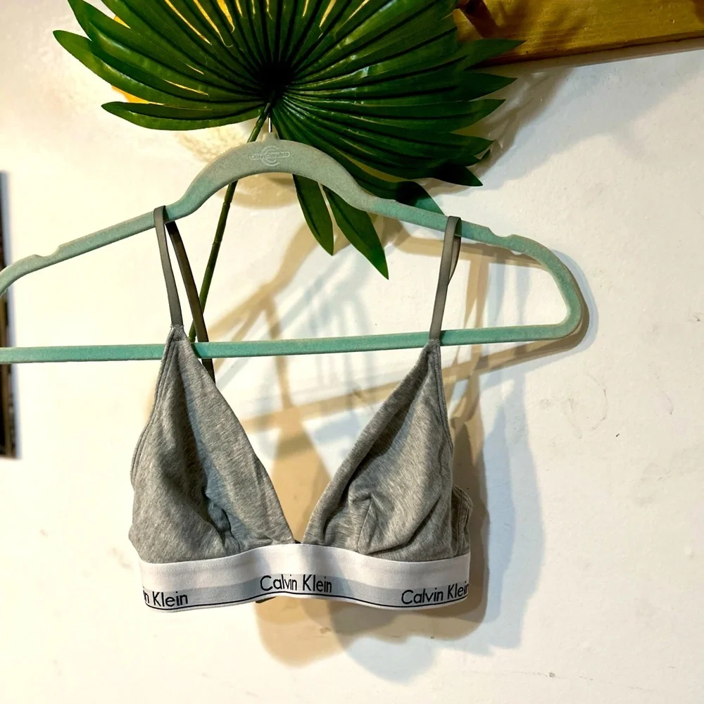 Calvin Klein Urban Outfitters Exclusive Modern Cotton Triangle Bra Size Medium - Picture 4 of 6
